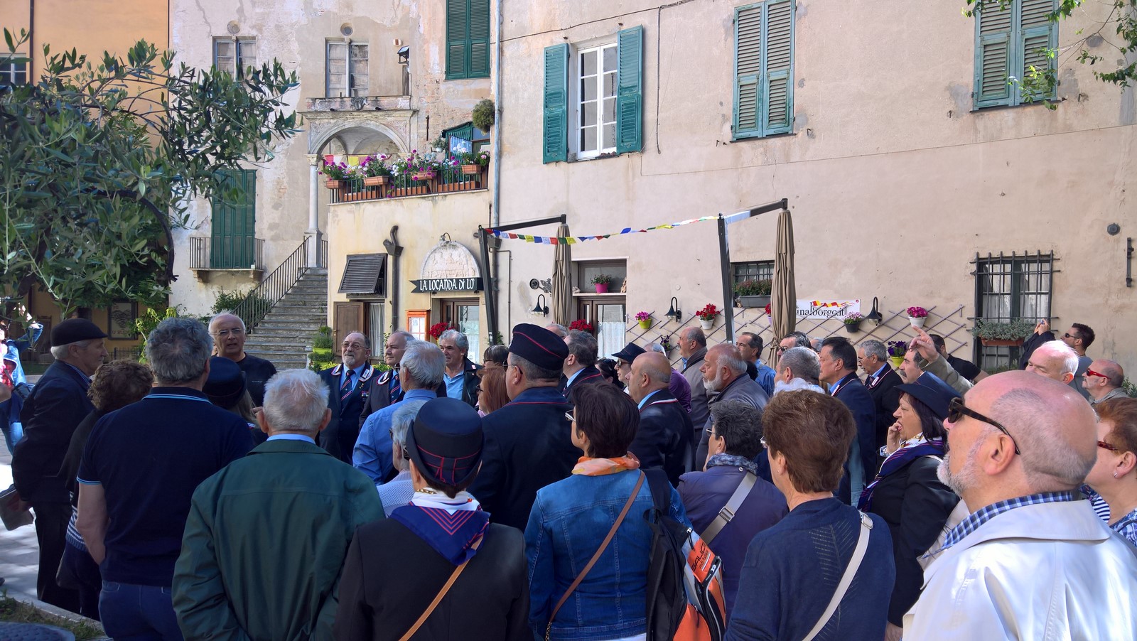 2017 05 21 Gita 10Anniv FinLigure 01